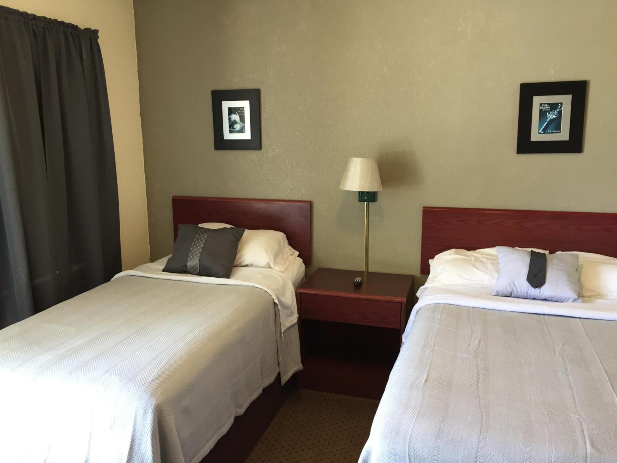 Highland Court Motel 페어몬트 객실 사진